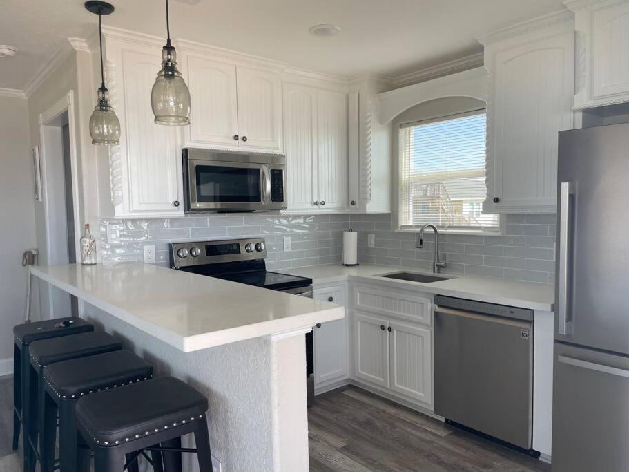 Surfside Beachfront Luxe Eksteriør billede